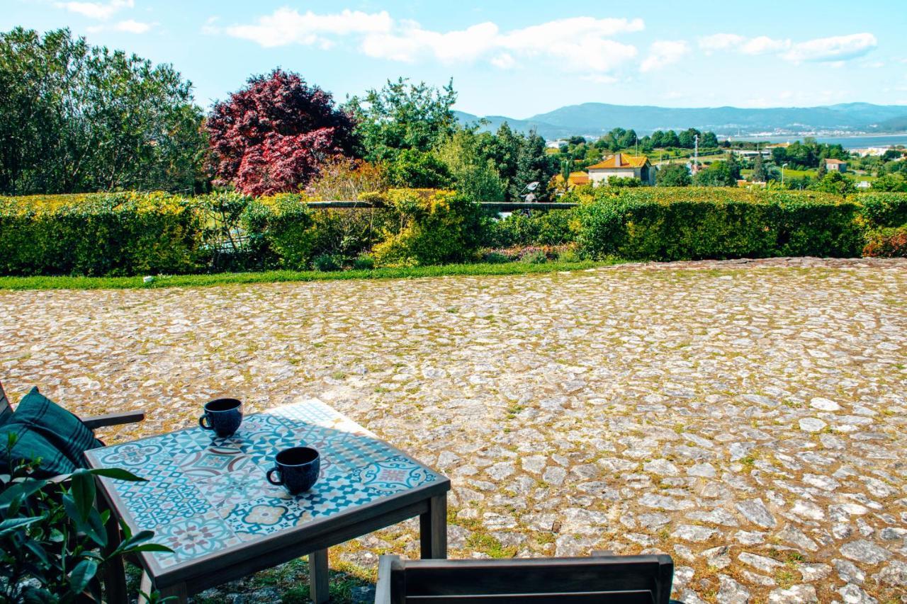 The Quixote House Bed and Breakfast Caminha Exteriör bild