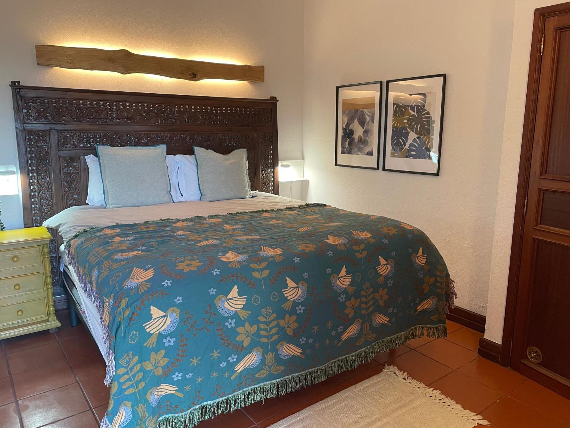 The Quixote House Bed and Breakfast Caminha Exteriör bild